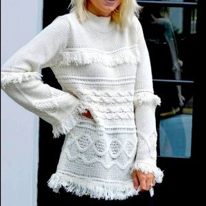 Bb Dakota Baker fringe sweater cream Medium